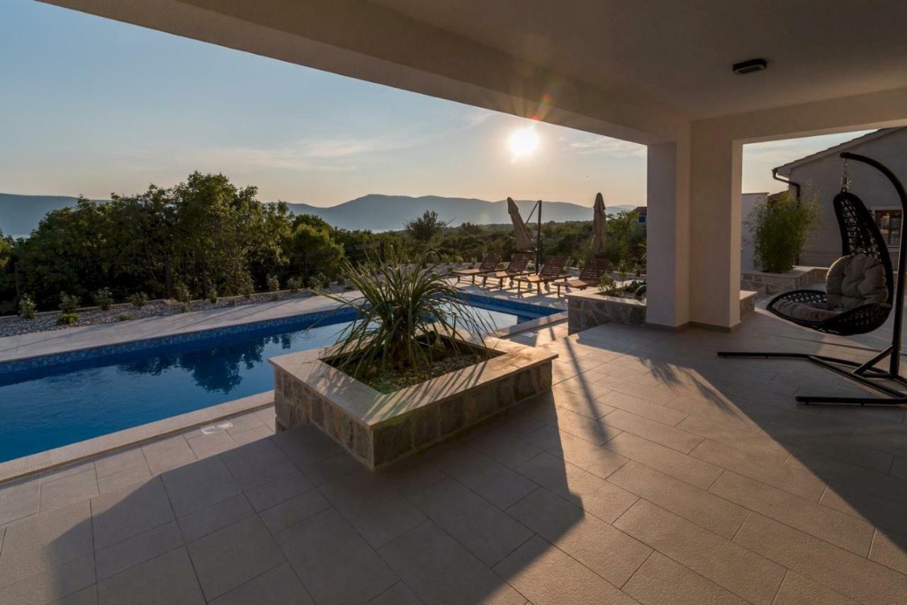 Luxury Villa Viktorija Linardići Eksteriør bilde