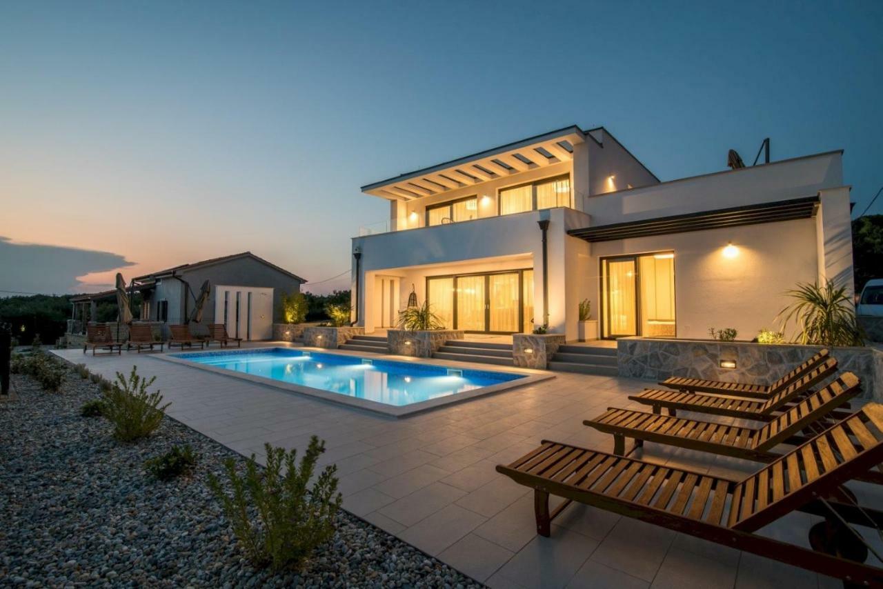 Luxury Villa Viktorija Linardići Eksteriør bilde