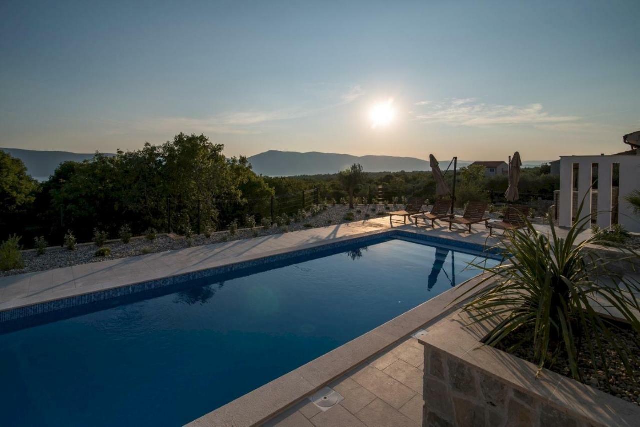 Luxury Villa Viktorija Linardići Eksteriør bilde